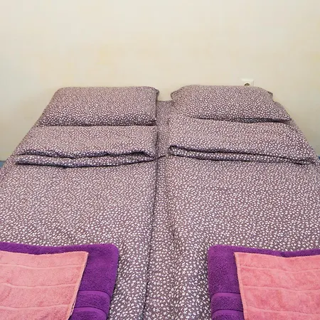 아파트 Lazur - Sunny Flat *