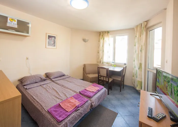 Lazur - Sunny Flat * Burgas